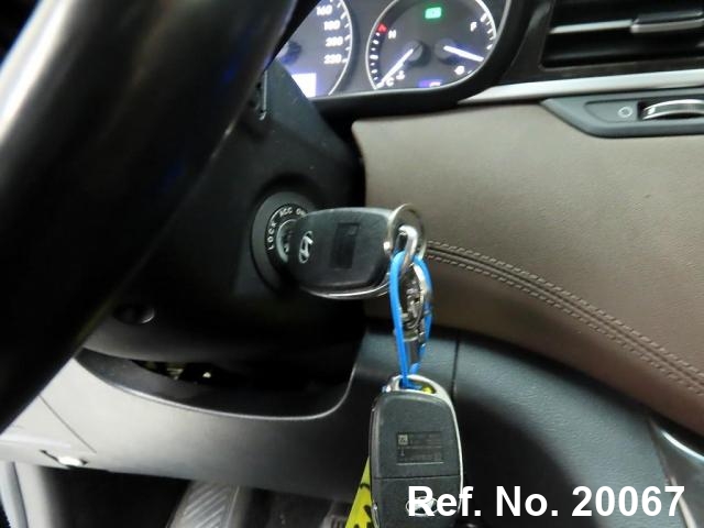  Hyundai / Grand Starex Stock No. 20067